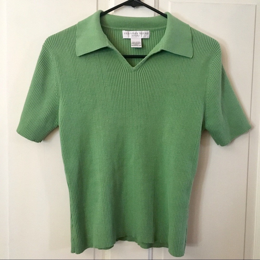 Collared sport shirt